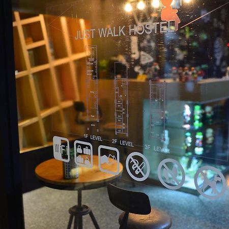 Just Walk Backpacker Hostel Hualien City Exterior photo